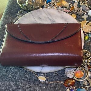 Buxton Elegant Brown Fine Leather Clutch Wallet-